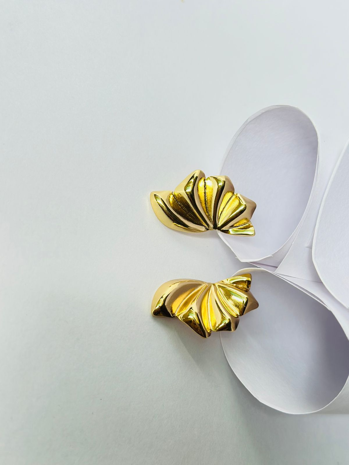Golden Petal Shell Earrings – Elegant Statement Studs