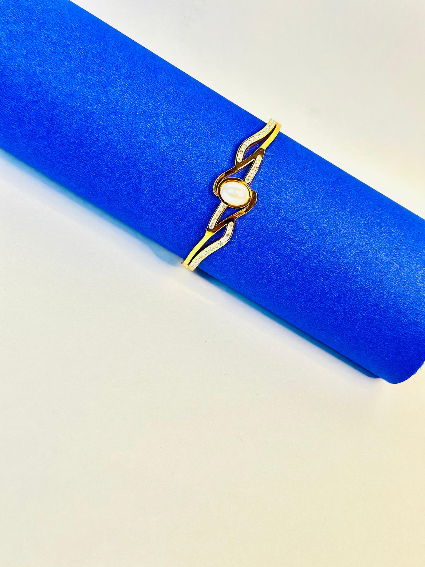 Golden Pearl Anti-Tarnish Bracelet