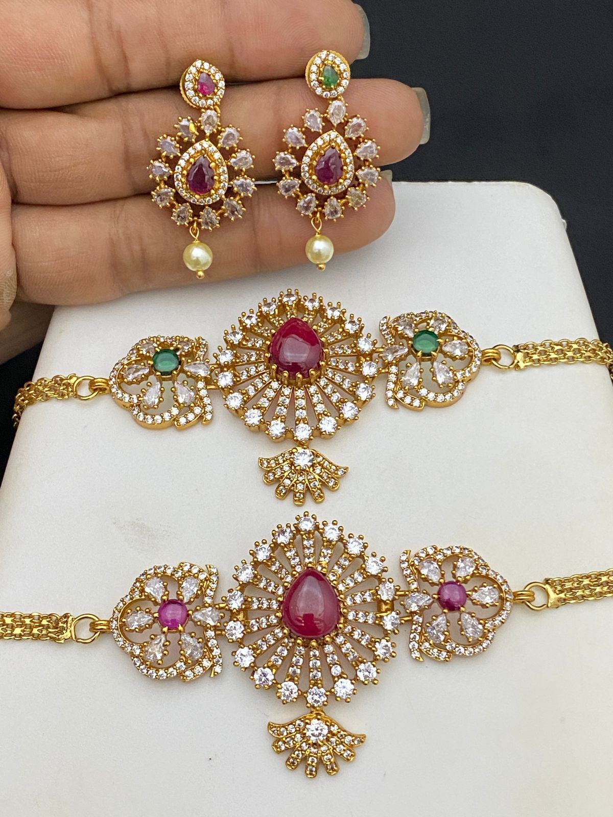 Royal Elegance Choker Set