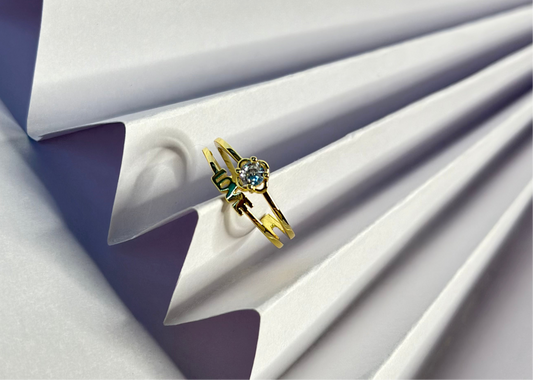 Elegant Gold-Plated Love Ring