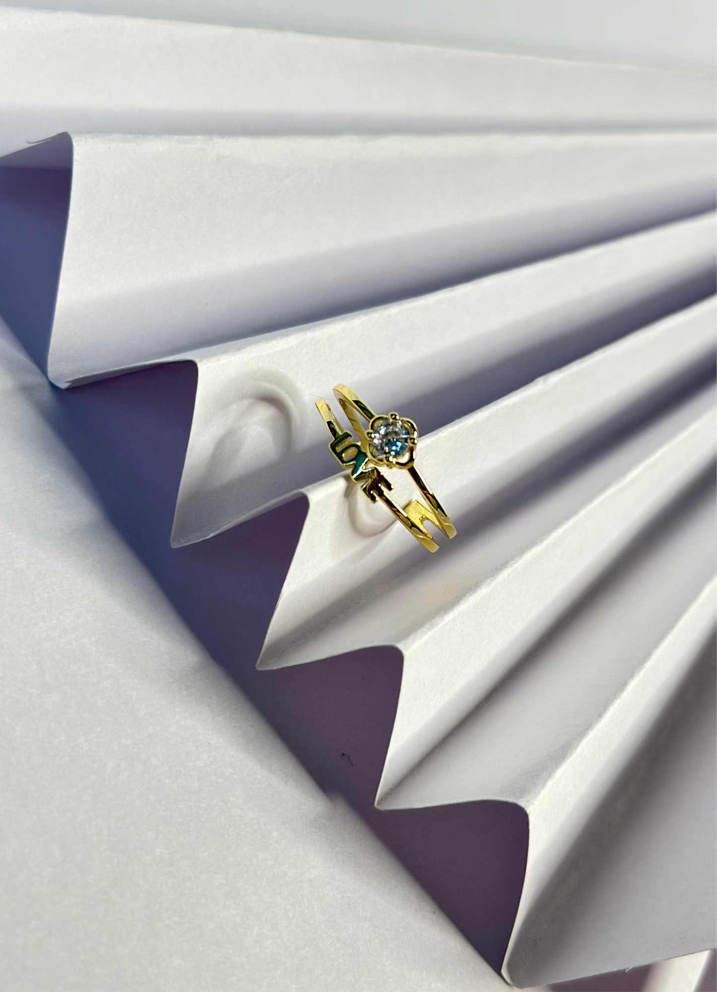 Elegant Gold-Plated Love Ring