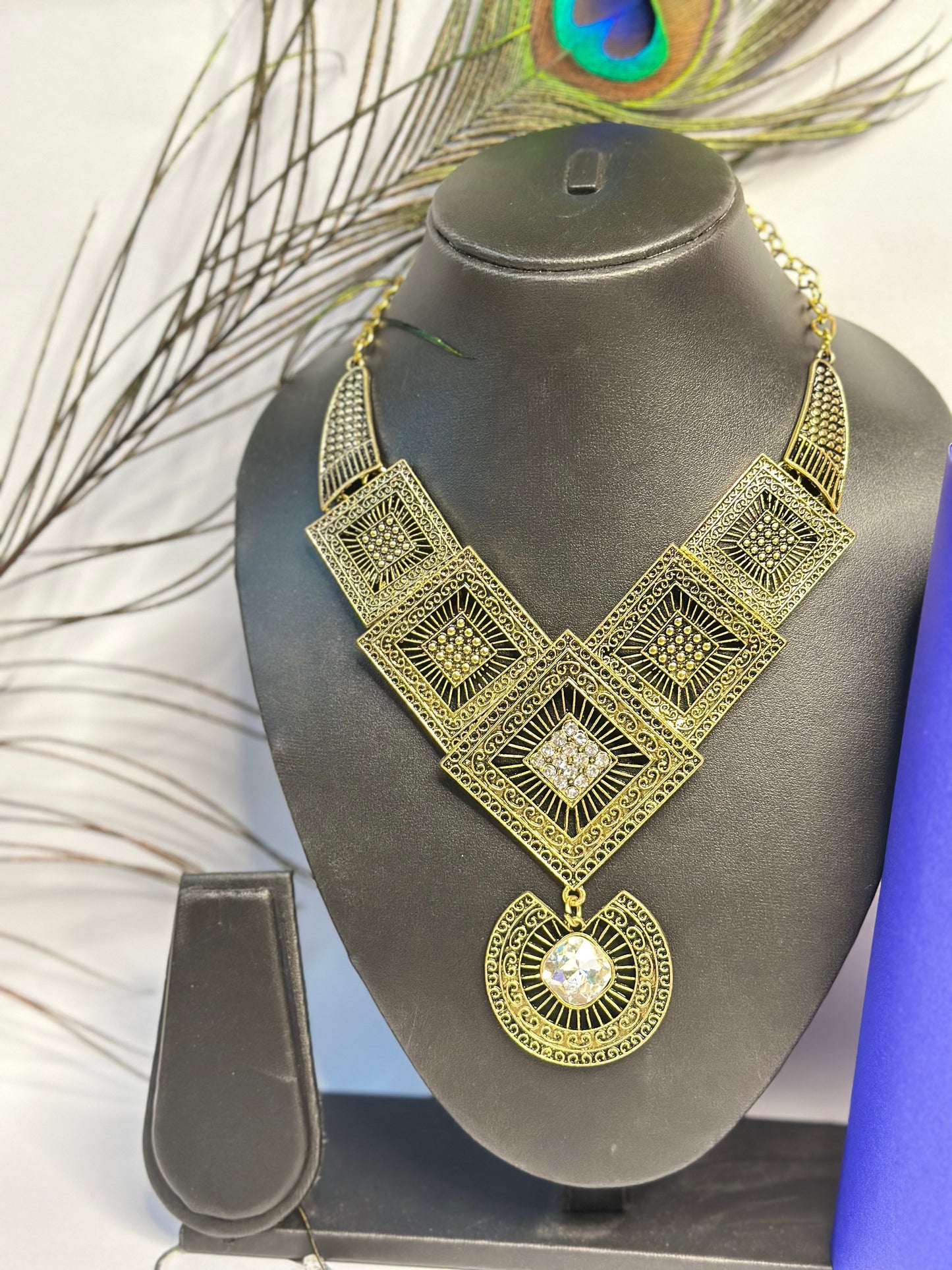 Antique Geometric Statement Necklace with Crystal Pendant