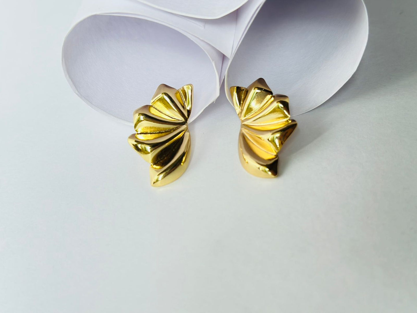 Golden Petal Shell Earrings – Elegant Statement Studs