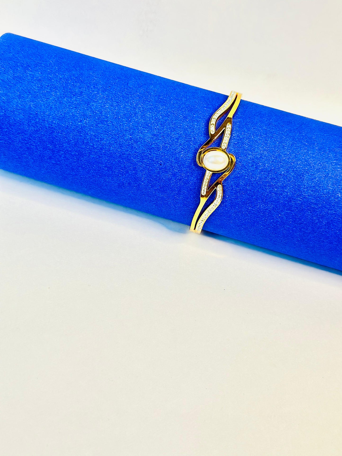 Golden Pearl Anti-Tarnish Bracelet