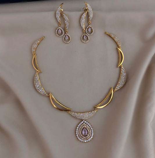 Luxe Gleam Necklace Set