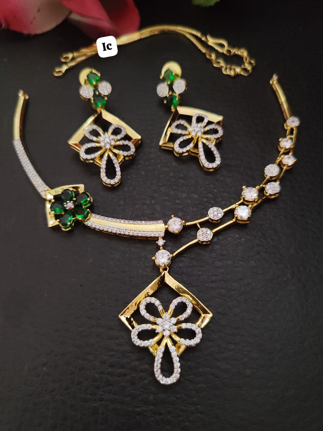 Floral Radiance Necklace